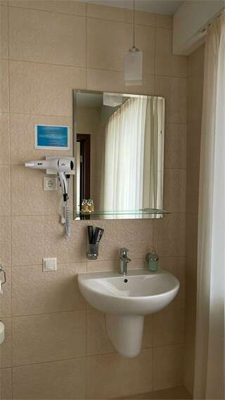 Гостиница Славяночка Глазов Де Люкс-9