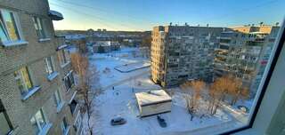 Гостиница Славяночка Глазов Двухкомнатная квартира на ул. Чепецкой-10