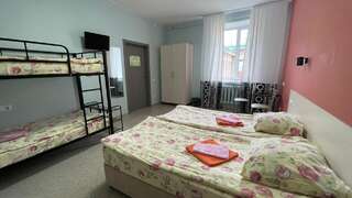 Гостиница Славяночка Глазов Апартаменты "Одесса" на ул. Сулимова (1 комната)-4